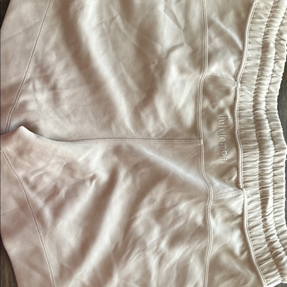 Womens Lululemon tan shorts. Size 14